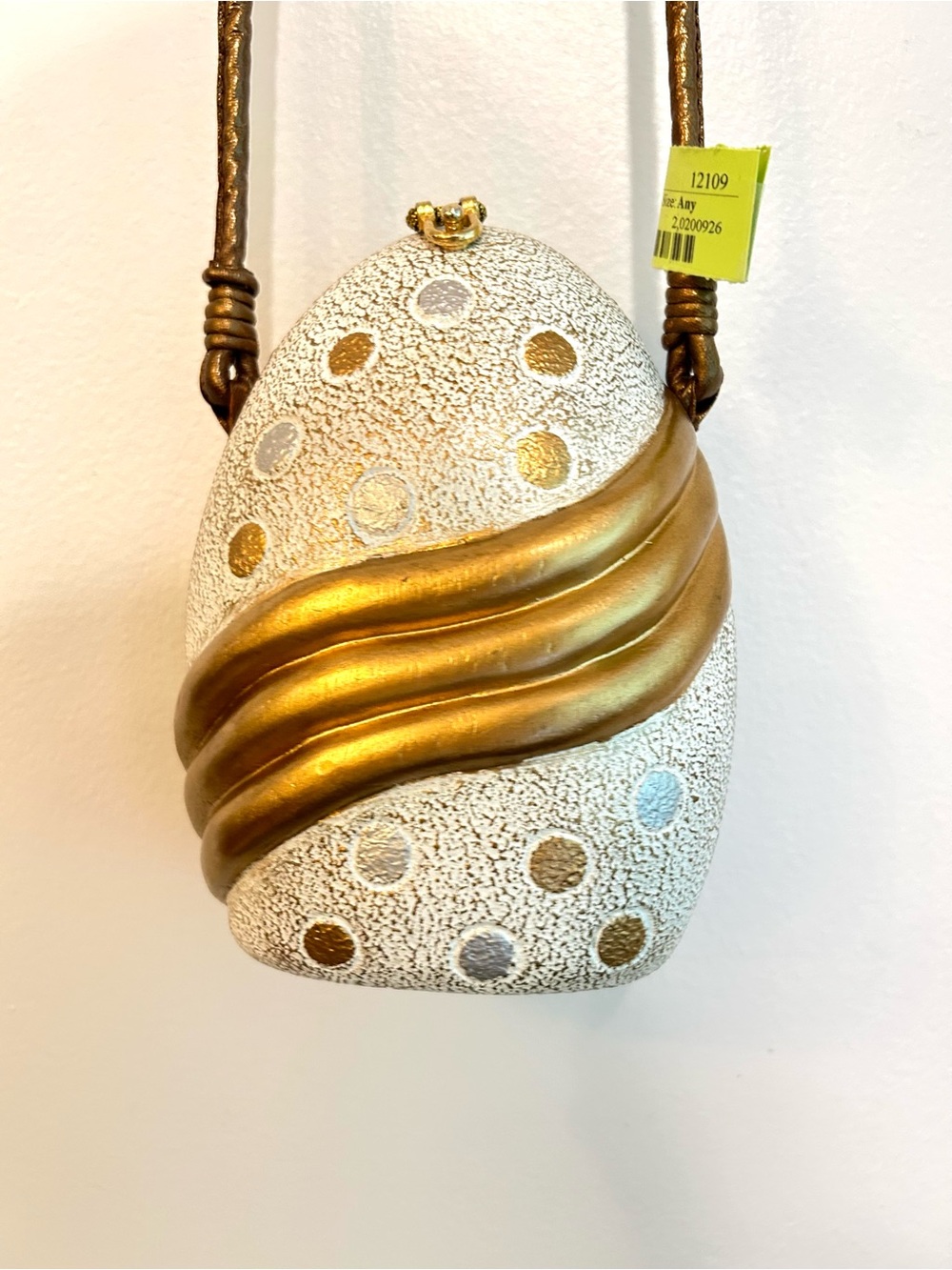 Timmy Woods Gold Accent White Textured Egg-Shaped Crossbody Bag